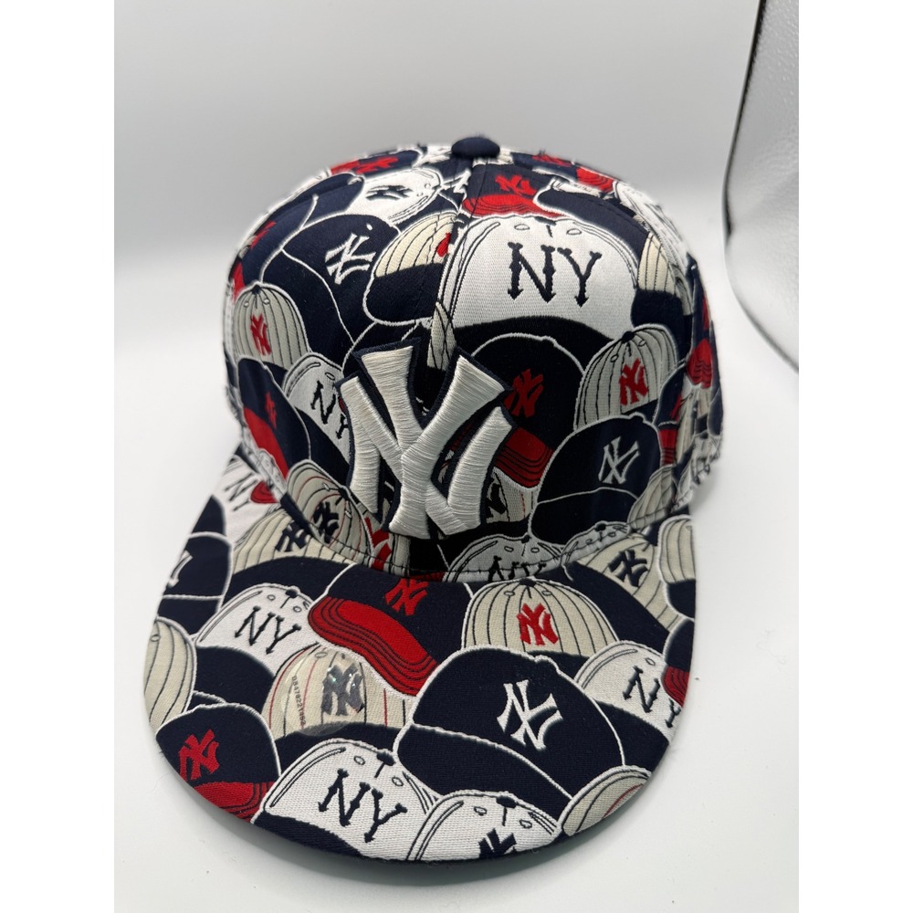 American Needle Hat Mens 7 1/8 NY Yankees Cooperstown All Over Print